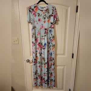 Filly Flair Floral Maxi Dress with Pockets